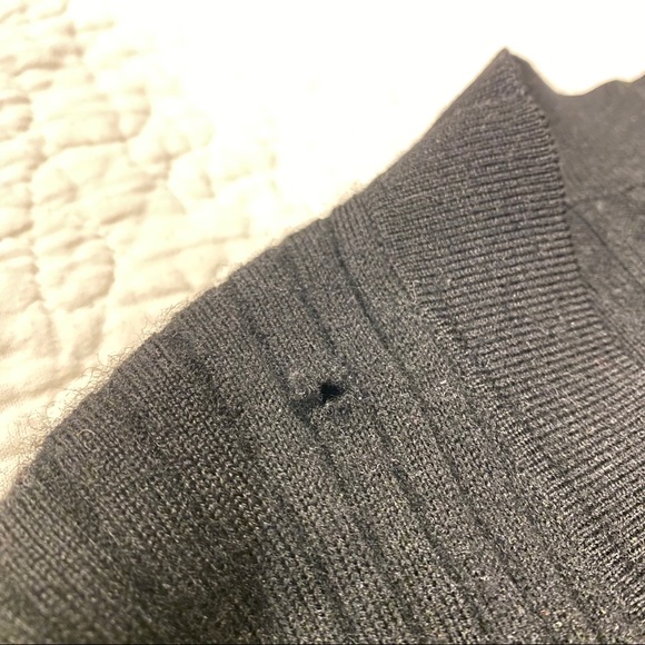 Vince Black 100% Cashmere Ribbed Cardigan - Picture 13 of 16